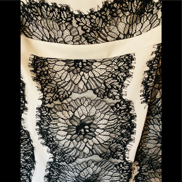 Bebe Body Con Dress Lace Strapless Black & White - Picture 4 of 9